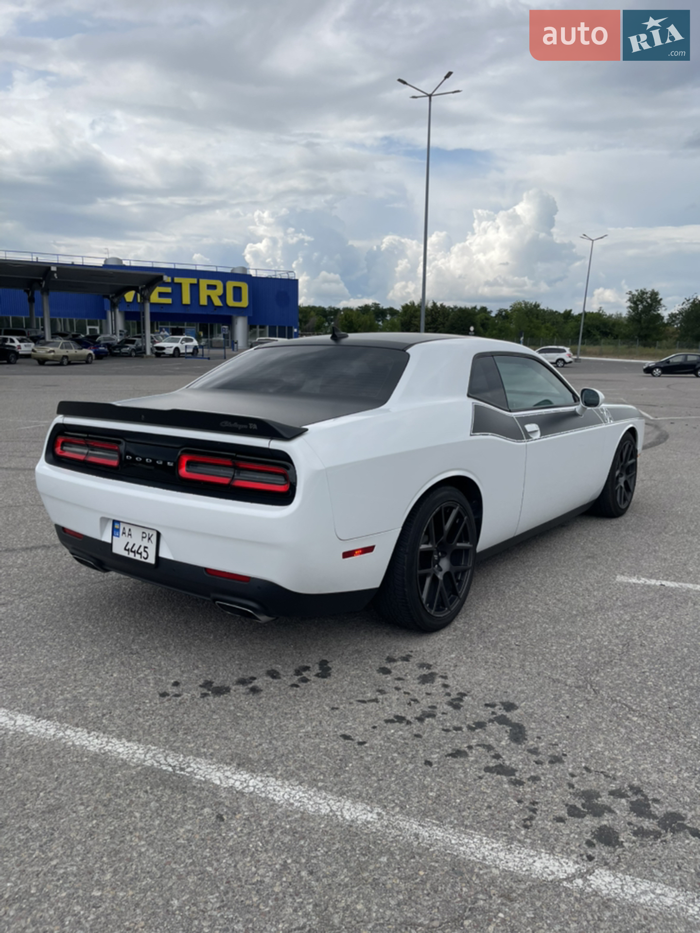 2016 Dodge Challenger - мініатюра 6