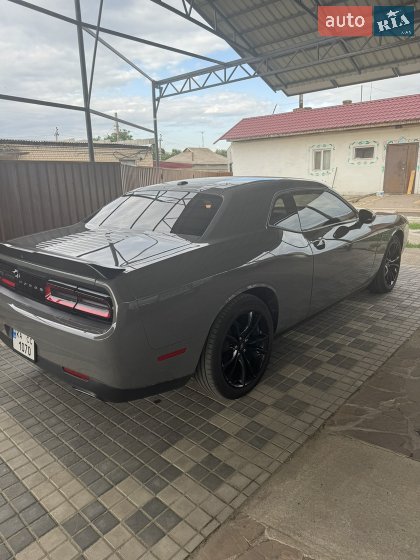 2017 Dodge Challenger - мініатюра 3