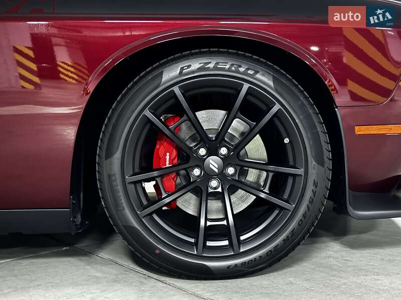 Купе Dodge Challenger 2023 в Киеве