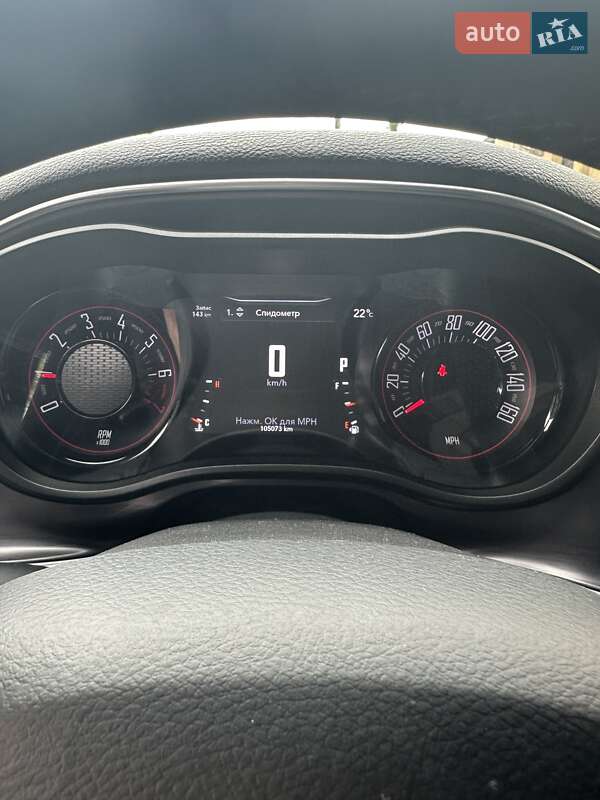 Купе Dodge Challenger 2018 в Львові