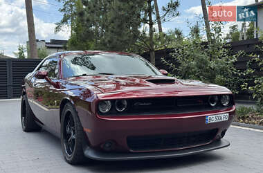 Купе Dodge Challenger 2019 в 