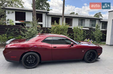 Купе Dodge Challenger 2019 в 