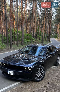 Купе Dodge Challenger 2018 в Полтаві