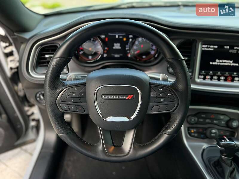 Купе Dodge Challenger 2021 в Львове