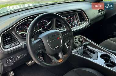 Купе Dodge Challenger 2021 в 