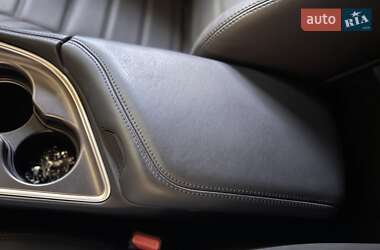 Купе Dodge Challenger 2021 в 