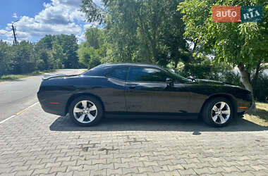 Купе Dodge Challenger 2016 в 