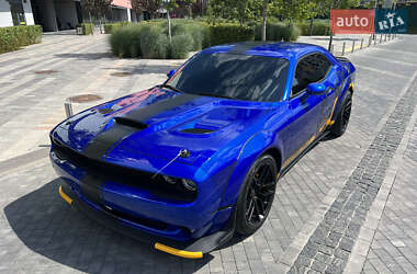 Купе Dodge Challenger 2022 в Києві