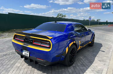 Купе Dodge Challenger 2022 в 
