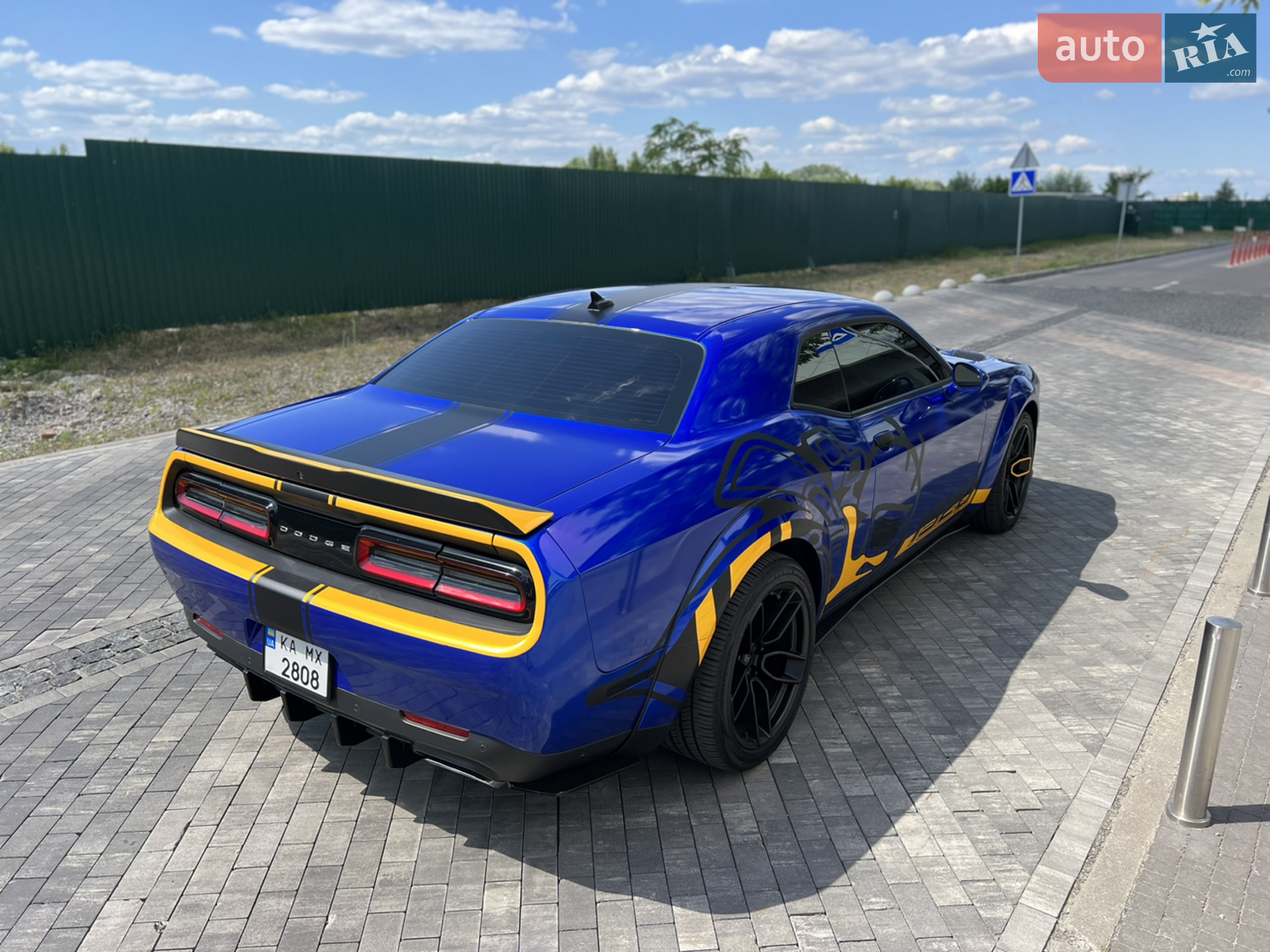 2022 Dodge Challenger - мініатюра 13