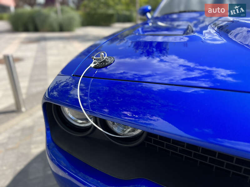 Купе Dodge Challenger 2022 в Киеве