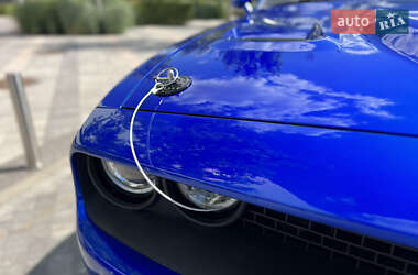 Купе Dodge Challenger 2022 в 