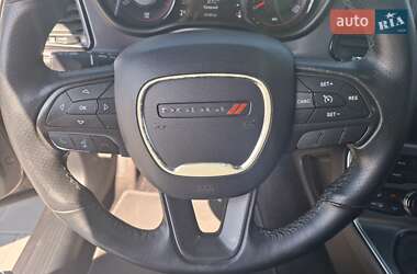 Купе Dodge Challenger 2017 в 