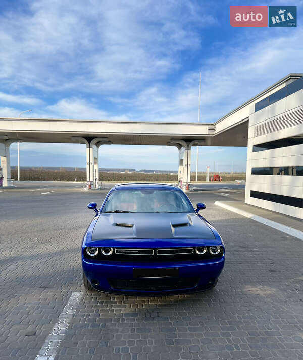 Купе Dodge Challenger 2019 в Умани