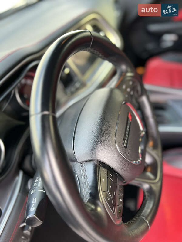 Купе Dodge Challenger 2019 в Умани