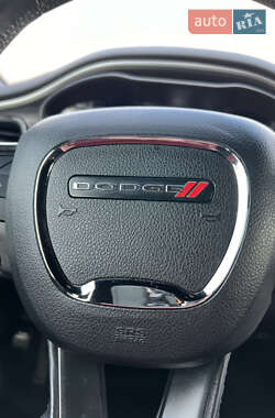 Купе Dodge Challenger 2019 в 