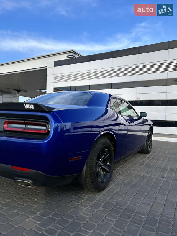 Купе Dodge Challenger 2019 в Умани