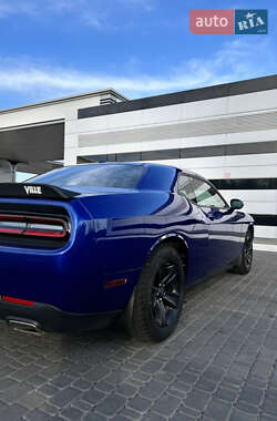 Купе Dodge Challenger 2019 в 