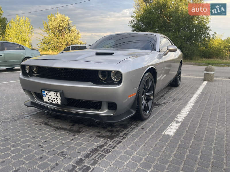 Купе Dodge Challenger 2015 в Каменском фото 12 Купе Dodge Challenger 2015 в Каменском