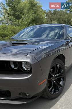 DODGE CHALLENGER 2016