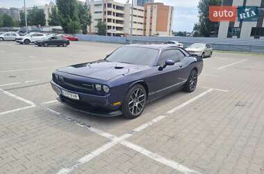 Купе Dodge Challenger 2013 в Киеве