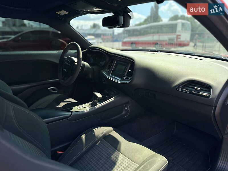 Купе Dodge Challenger 2016 в Харькове
