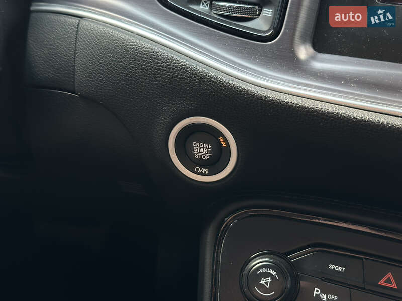 Купе Dodge Challenger 2016 в Харькове