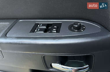 Купе Dodge Challenger 2013 в 