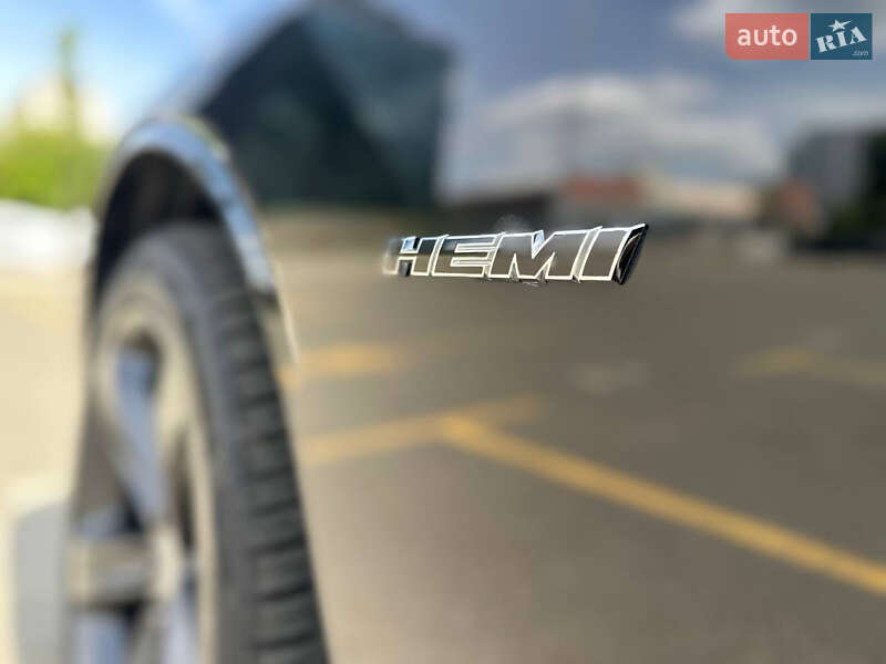 Купе Dodge Challenger 2017 в Києві фото 4 Купе Dodge Challenger 2017 в Києві