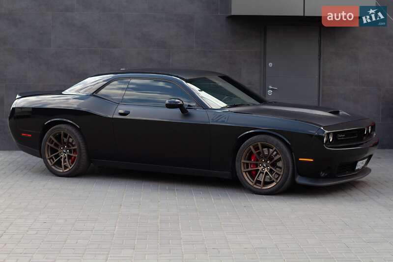 Купе Dodge Challenger 2019 в Киеве