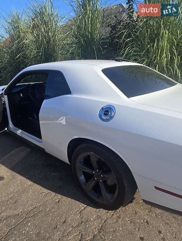 Купе Dodge Challenger 2019 в Одесі фото 13 Купе Dodge Challenger 2019 в Одесі