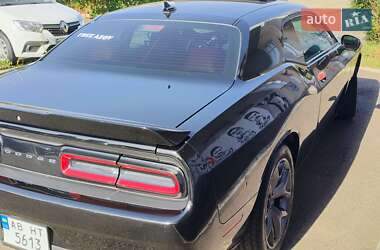 Купе Dodge Challenger 2018 в 