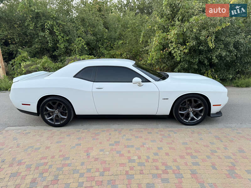 Купе Dodge Challenger 2019 в Харкові
