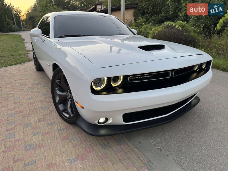 Купе Dodge Challenger 2019 в Харкові