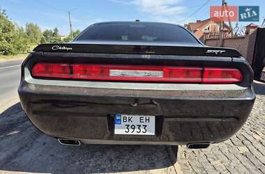 Купе Dodge Challenger 2014 в Костополе