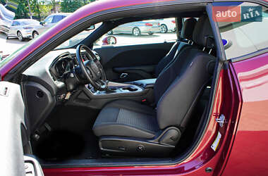 Купе Dodge Challenger 2019 в 
