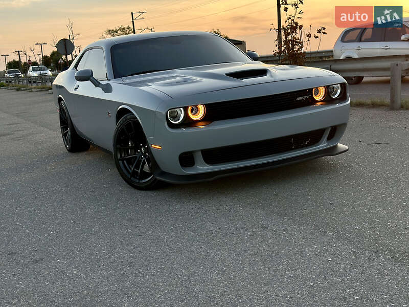 Купе Dodge Challenger 2021 в Черкассах