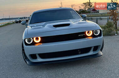 Купе Dodge Challenger 2021 в 