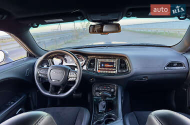 Купе Dodge Challenger 2021 в 