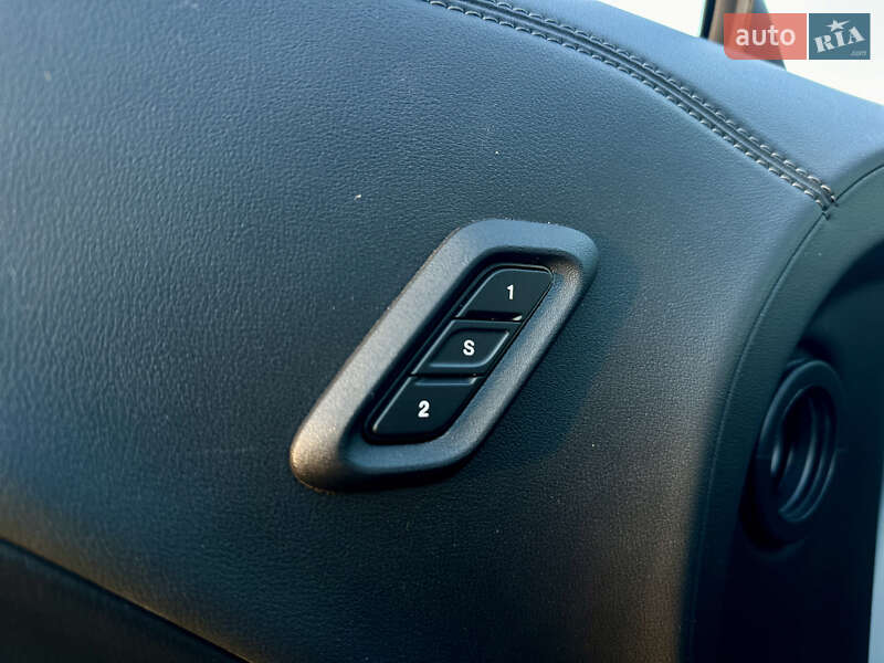 Купе Dodge Challenger 2021 в Києві
