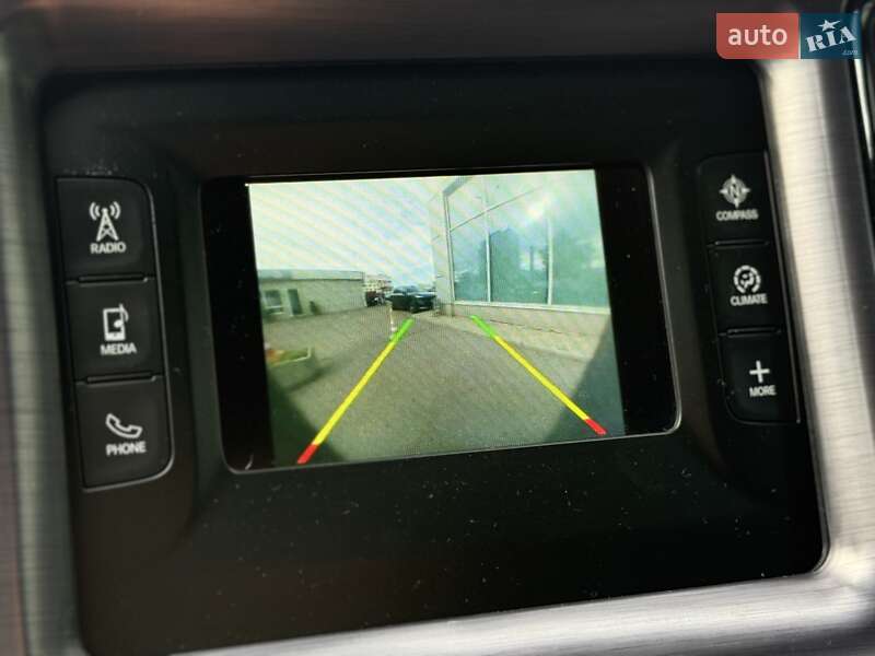 Купе Dodge Challenger 2017 в Києві фото 18 Купе Dodge Challenger 2017 в Києві