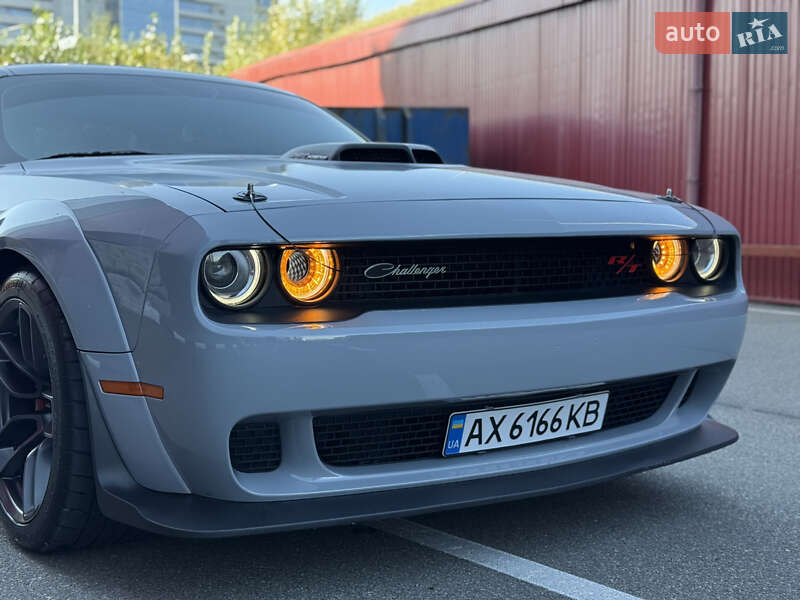 Купе Dodge Challenger 2021 в Киеве