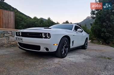 Купе Dodge Challenger 2018 в 
