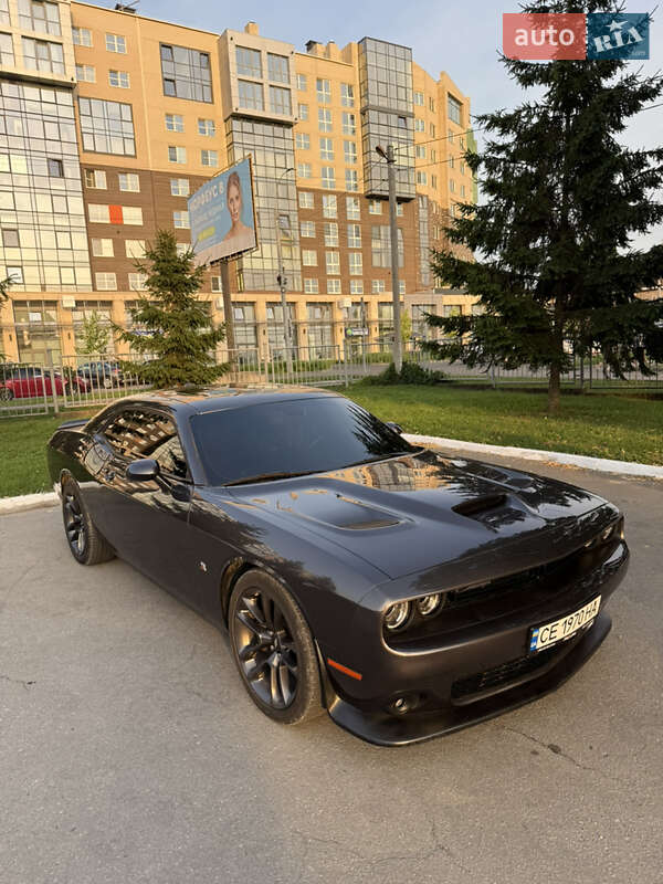 Купе Dodge Challenger 2021 в Черновцах