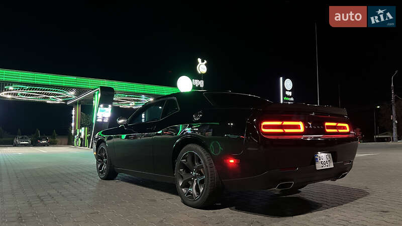 Купе Dodge Challenger 2018 в Тернополе фото 15 Купе Dodge Challenger 2018 в Тернополе