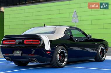 Купе Dodge Challenger 2018 в 