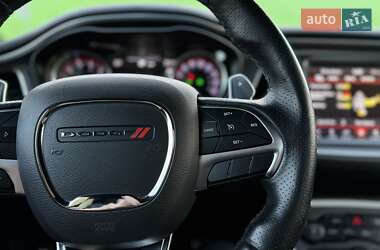 Купе Dodge Challenger 2018 в 