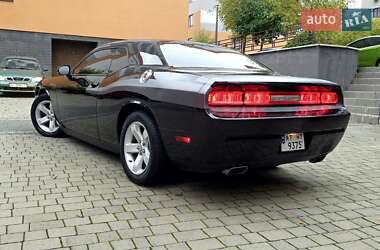 Купе Dodge Challenger 2014 в 