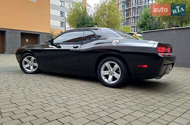 Купе Dodge Challenger 2014 в 