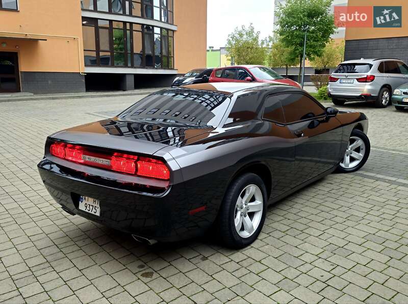 Купе Dodge Challenger 2014 в Ивано-Франковске фото 37 Купе Dodge Challenger 2014 в Ивано-Франковске